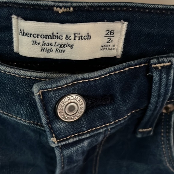 A&F HIGH RISE JEAN LEGGING - Picture 2 of 2